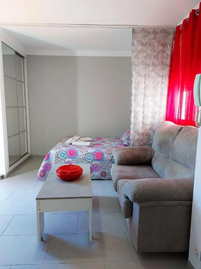 Apartment Comfortable Studio In Nerja With Mountain View 25 M² & Balcony